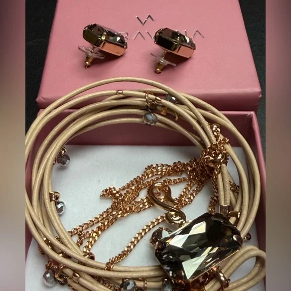 Coravana Stardust Bracelet & matching earrings. - Picture 2 of 4